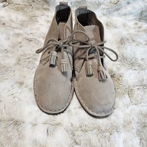 Tommy Bahama Brown‎ Suede Ankle Boots